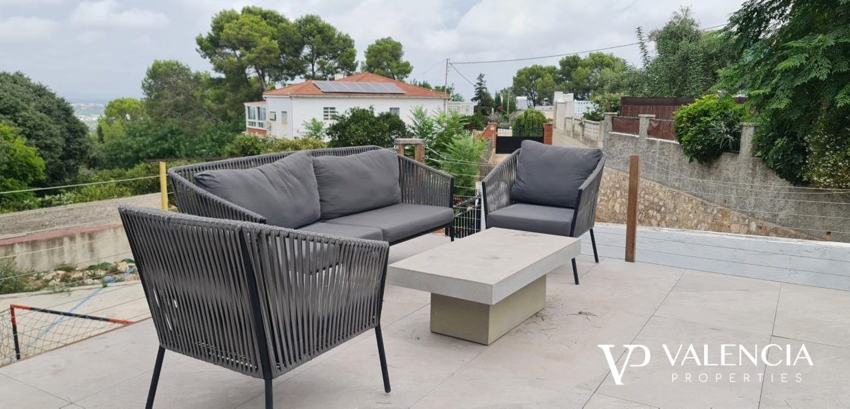 villas for sale in valencia inland